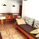 80 Metros Da Praia, Praia Grande, Ubatuba, Condominio Lenamar II